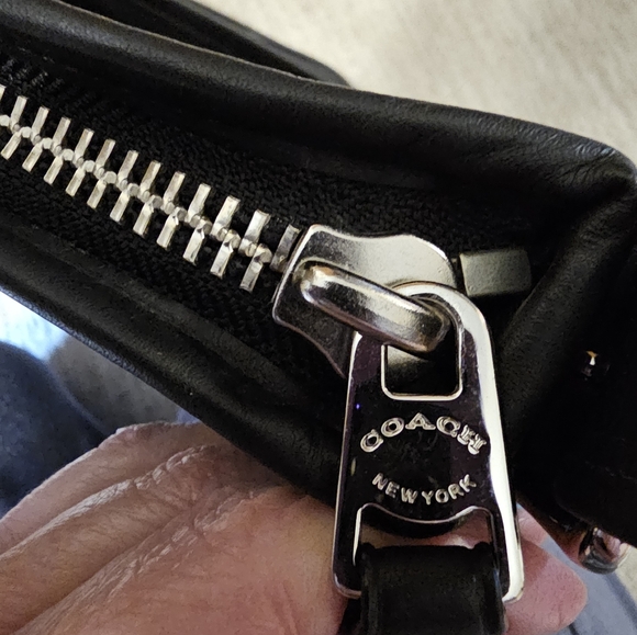 Coach Snoopy X Bleeker Bag Rare - Picture 13 of 13